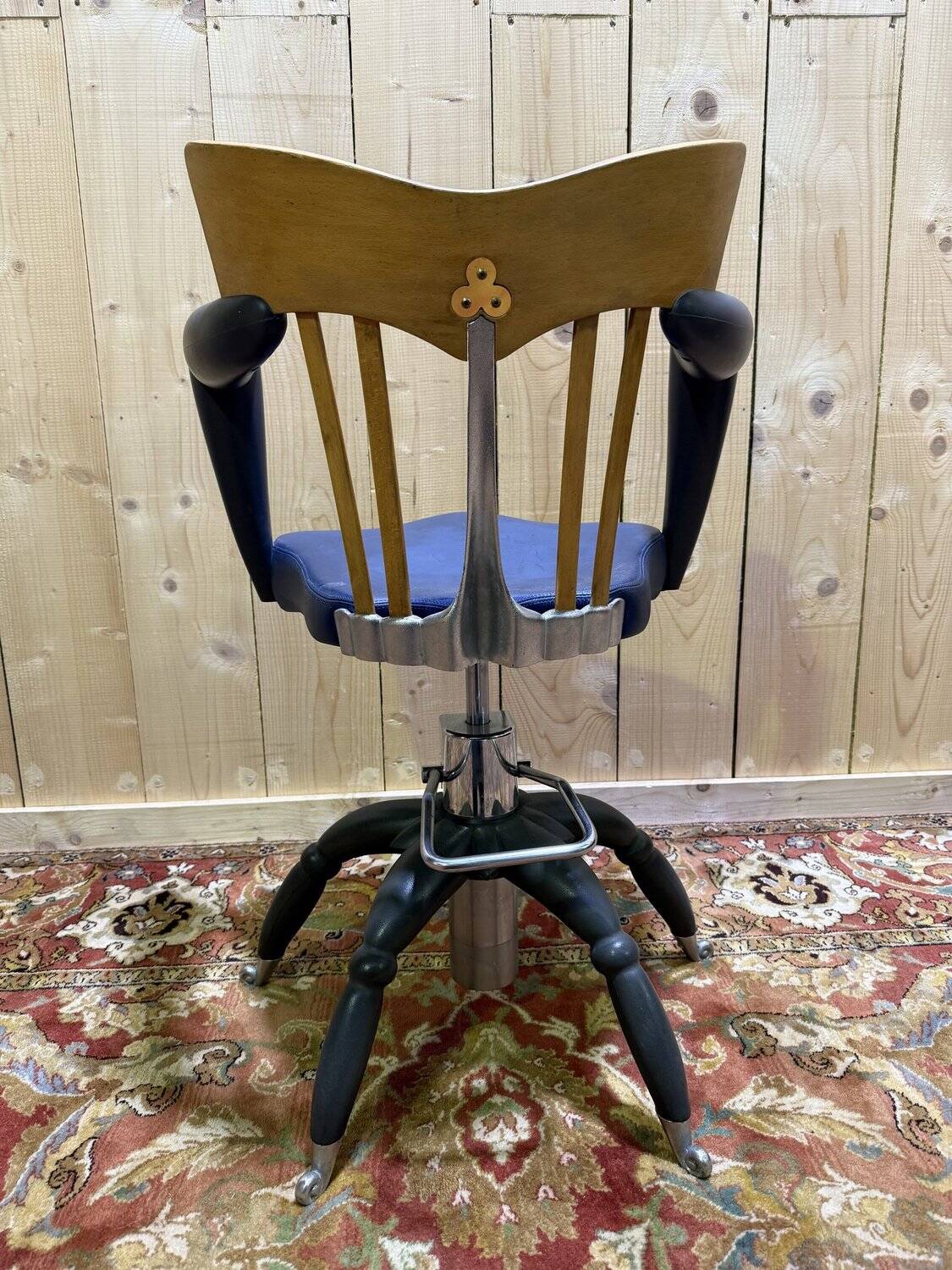 Fauteuil de bureau BOREK SIPEK "Maletius" édition Maletti 1990