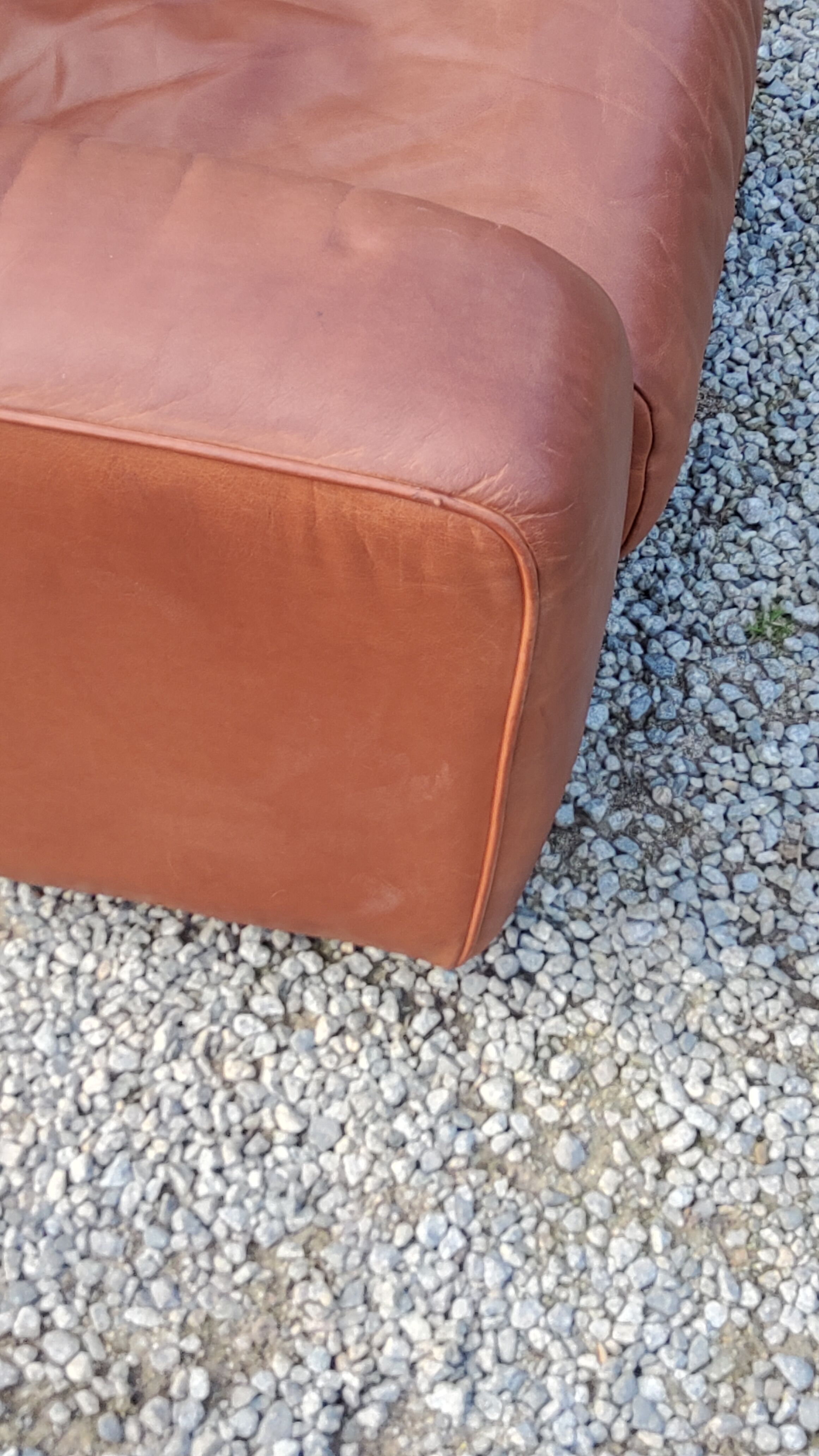 Pair of armchairs and De Sede sofa in cognac leather from the 70s/80s