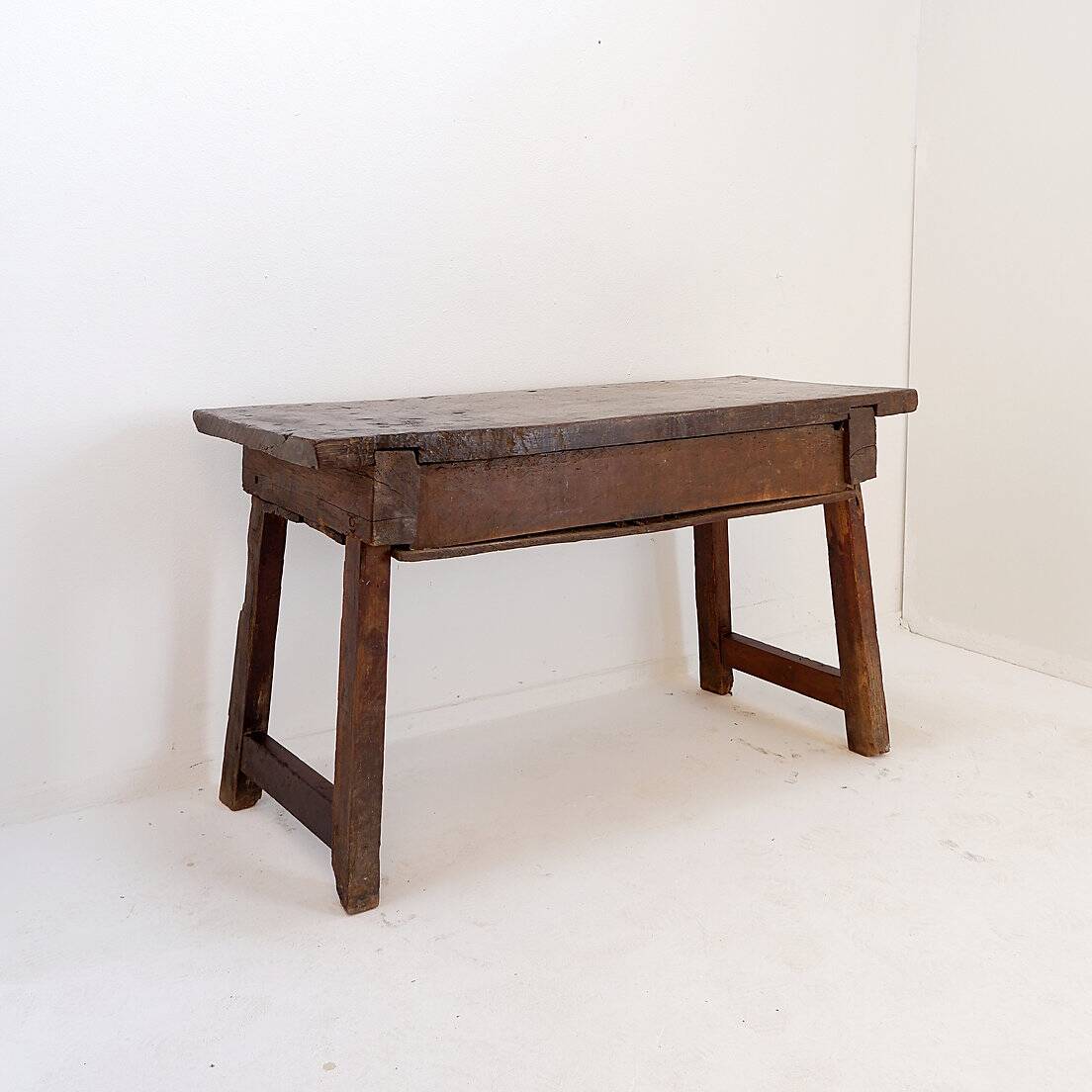 18th century Spanish solid oak console