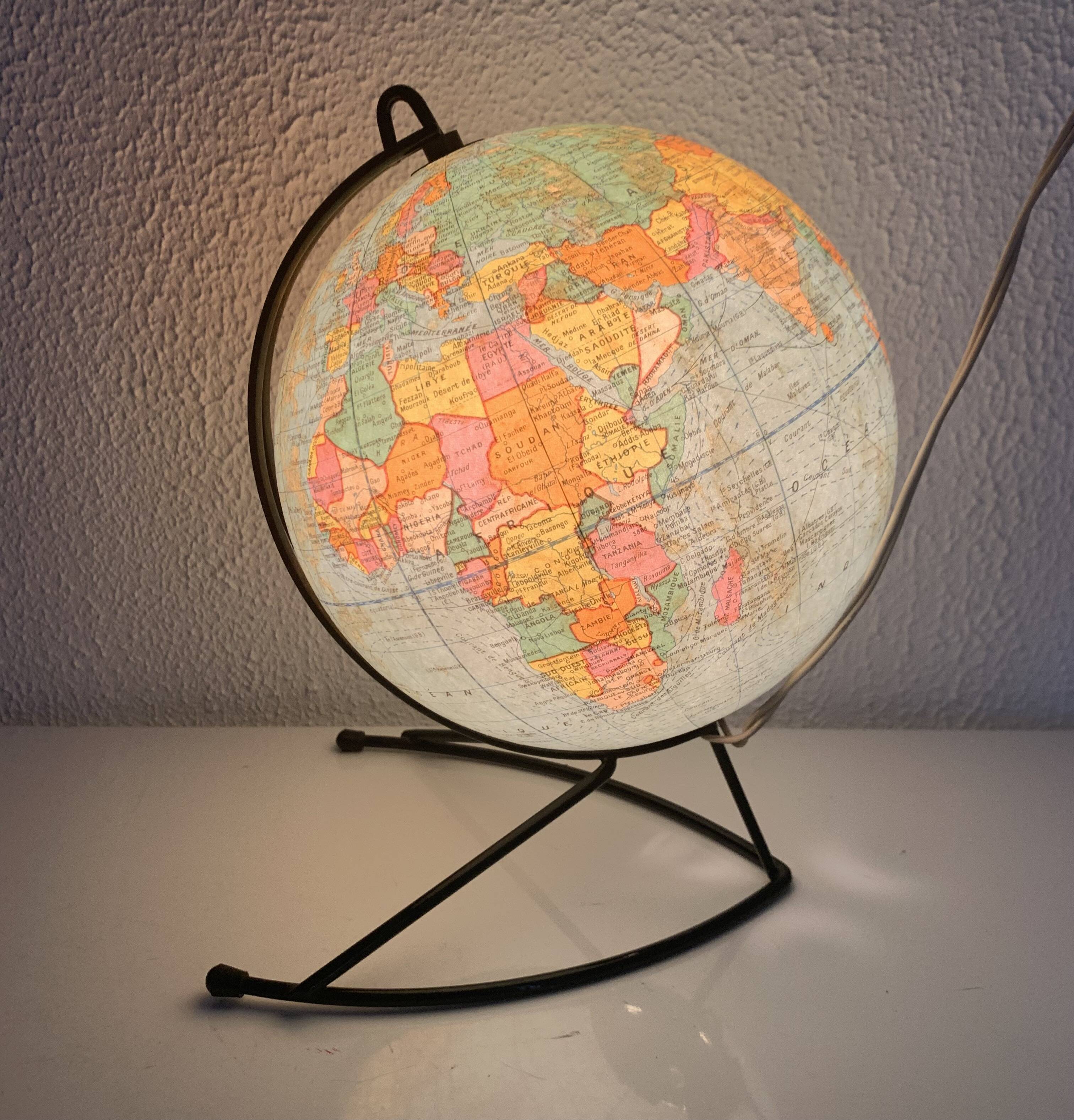 Globe vintage 1960  terrestre Girard et Barrère verre - 27 cm