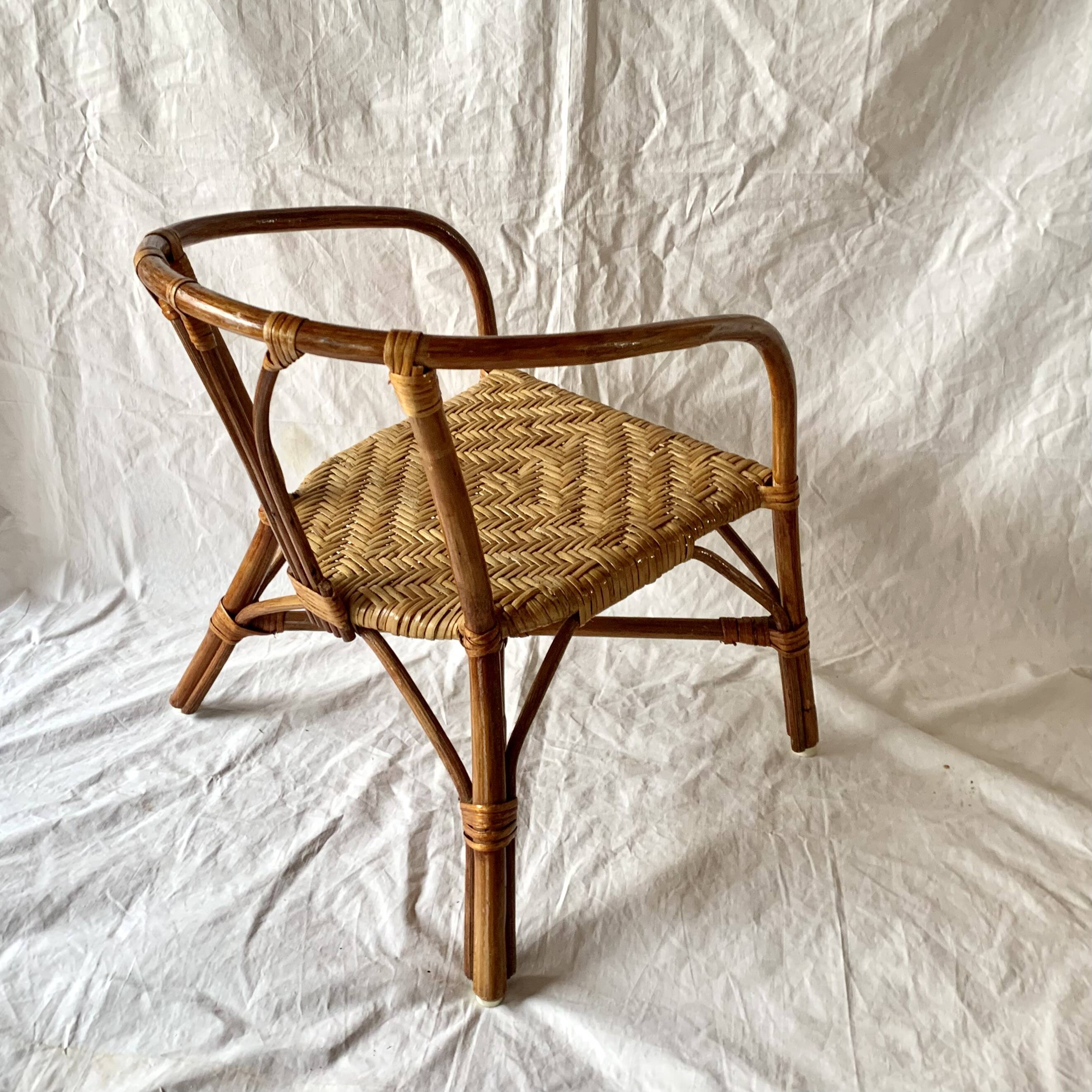 Vintage bamboo children's chair