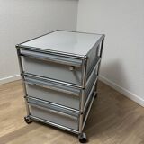 USM Haller wheeled cabinet in light grey
