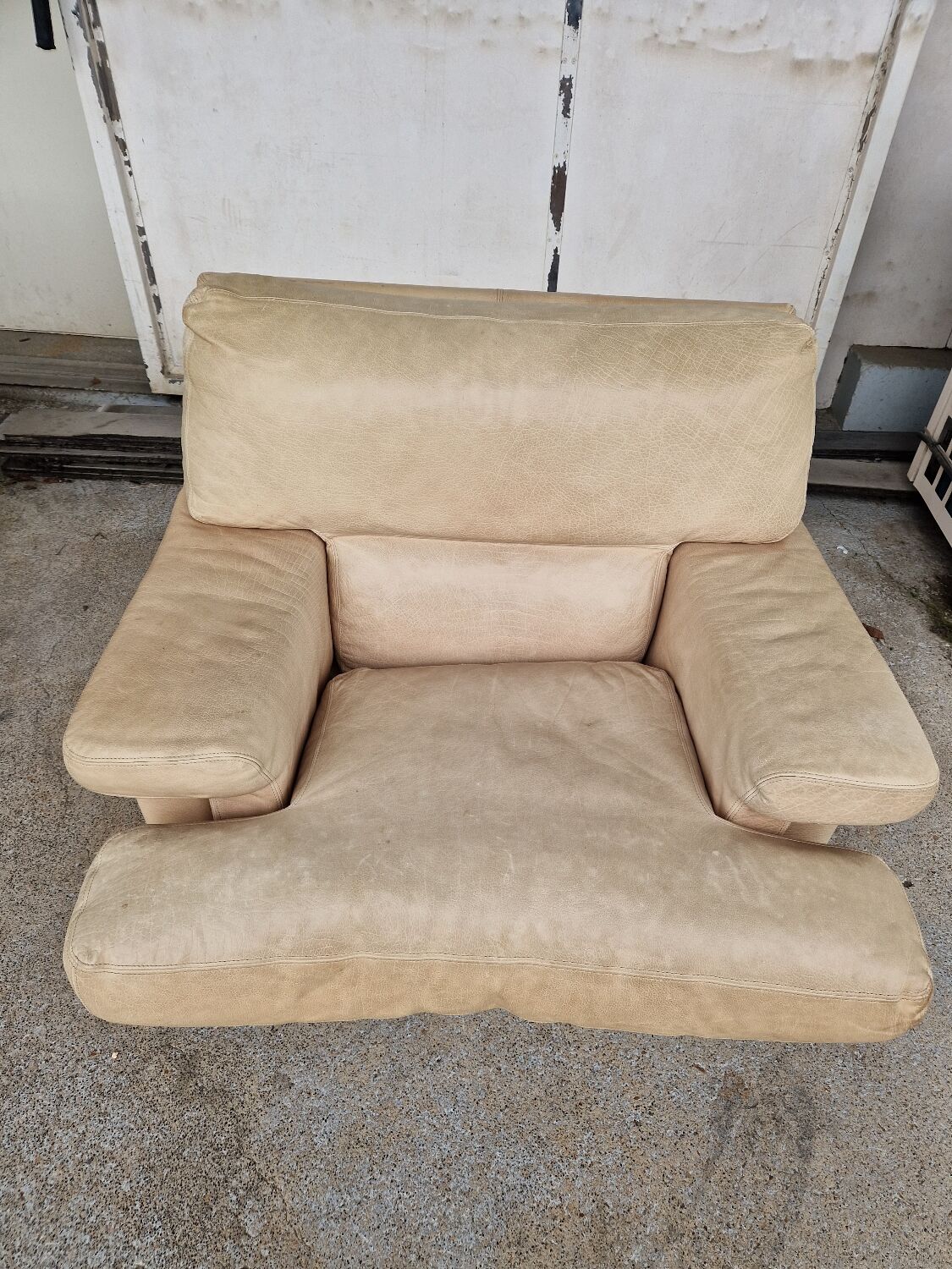 Salon vintage canapé et deux fauteuils