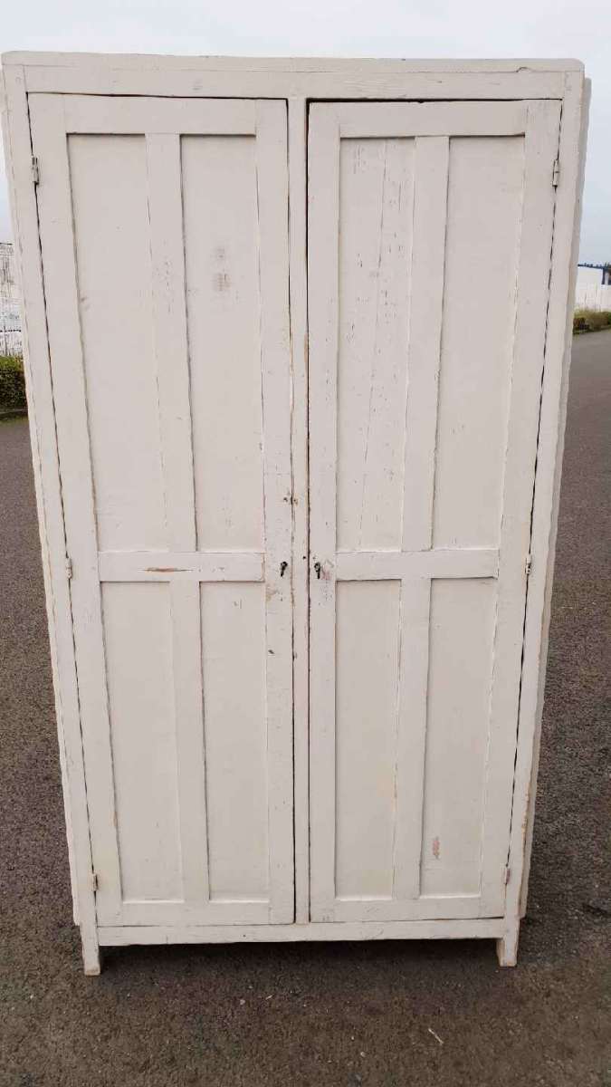 Vintage parisian wardrobe