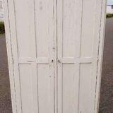 Vintage parisian wardrobe