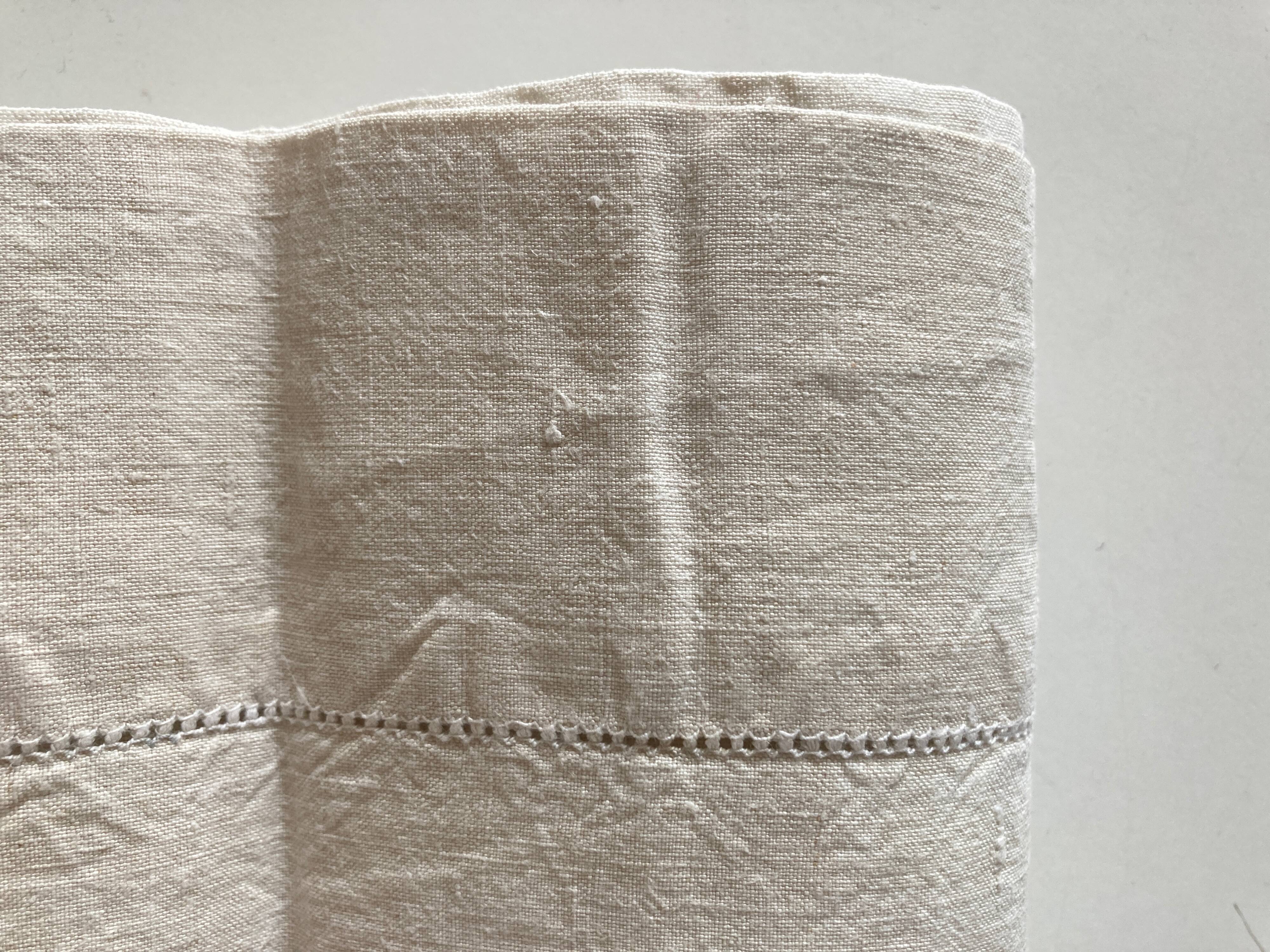 Reserve sheet in un embroidered raw linen yarn