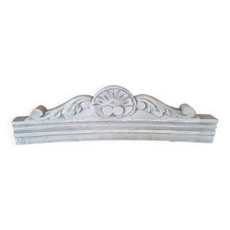 Pediment woodwork with Gustavian gray patina