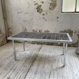 Table basse chrome et carrelage années 50