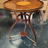 Pedestal table