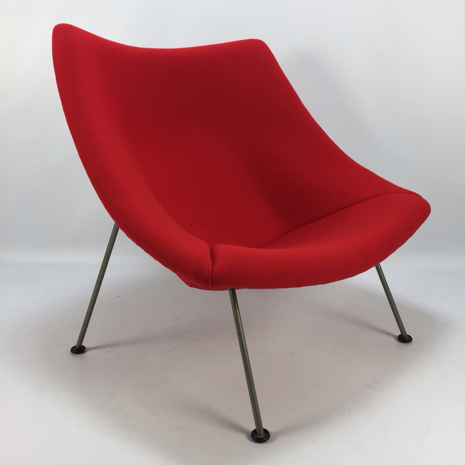 Oyster chair with ottoman by Pierre Paulin for Artifort, 1965