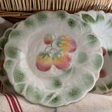 Set of 5 Sarreguemines dessert plates in vintage barbotine