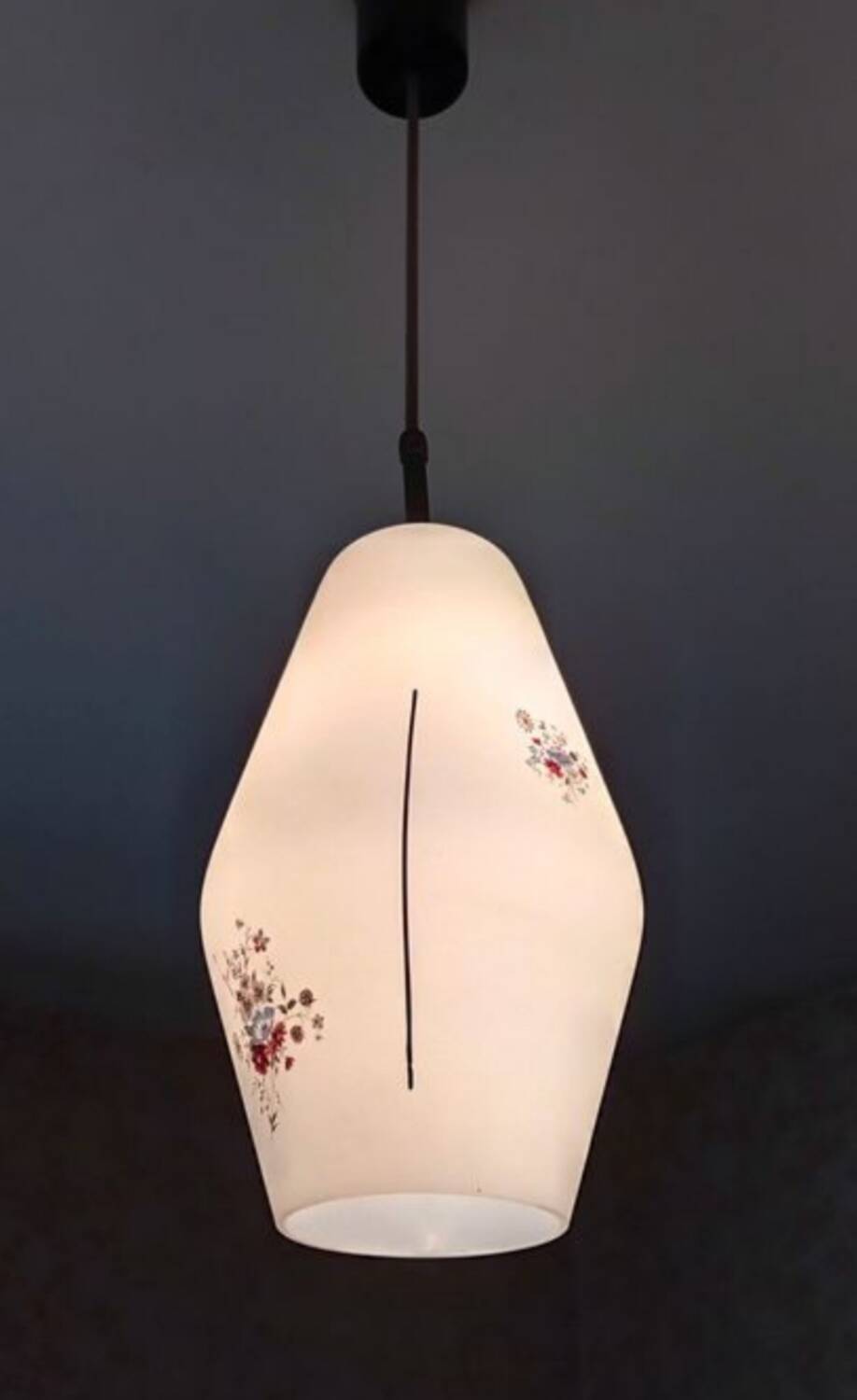 Vintage opaline pendant light from the 60s/70s.