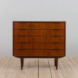Commode danoise moderne du milieu du siècle en teck par Vordingborg Møbelfabrik.