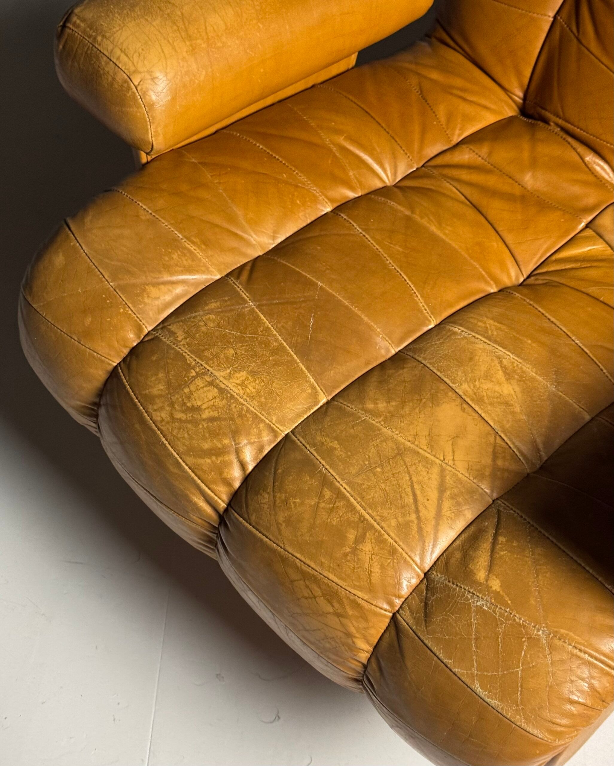 Vintage Italian armchairs 1970-1980