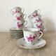 Tasses en porcelaine fleuries