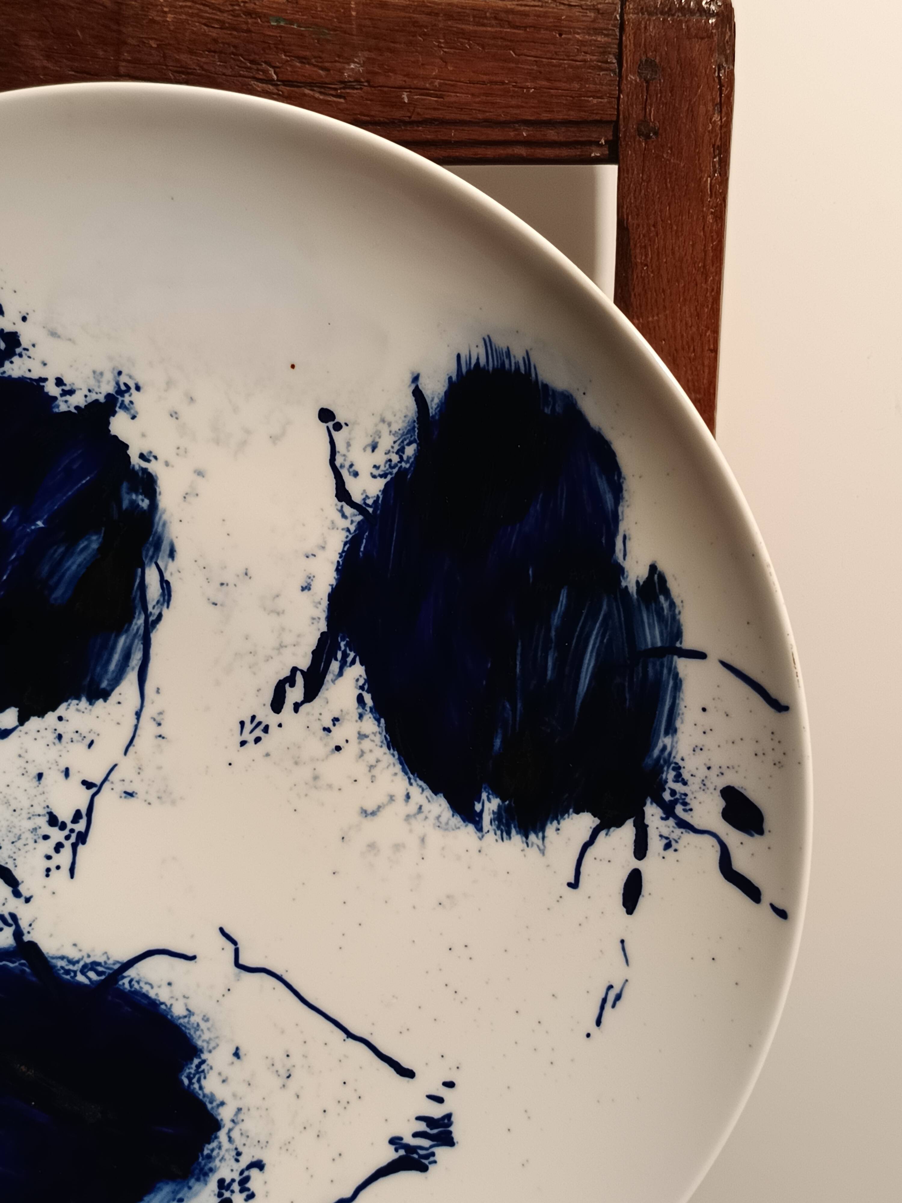 Large designer plate signed by Barbara Schroeder – 41 cm – Contemporary ceramic