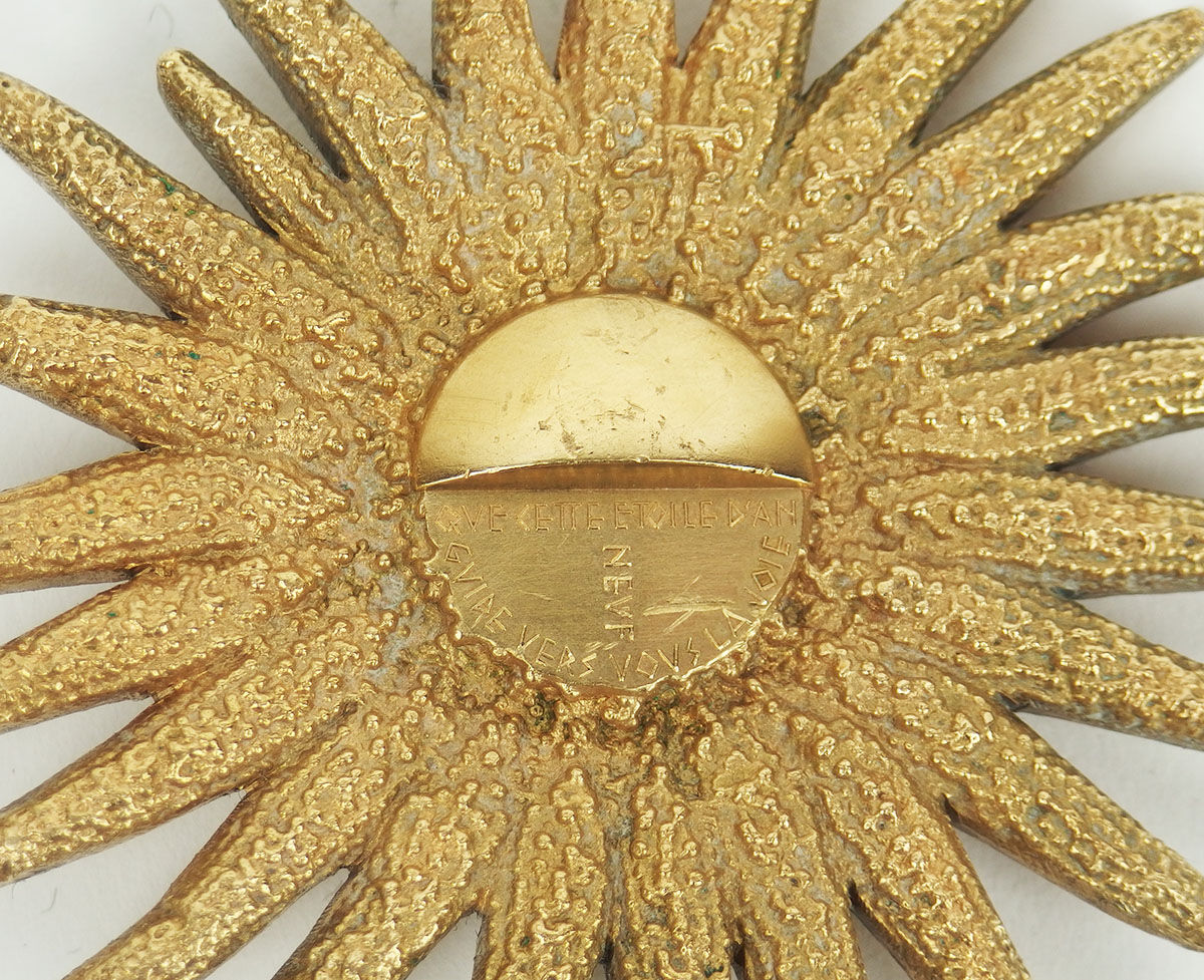 Presse papier en bronze par Roger Bezombes