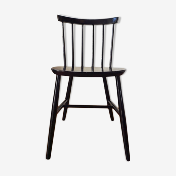 Scandinavian chair