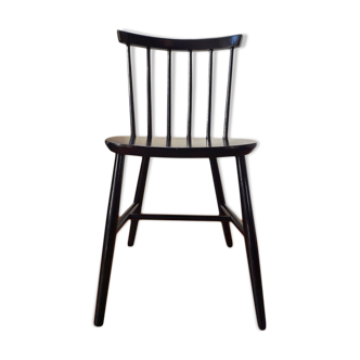 Scandinavian chair