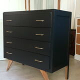 Dresser black compass feet