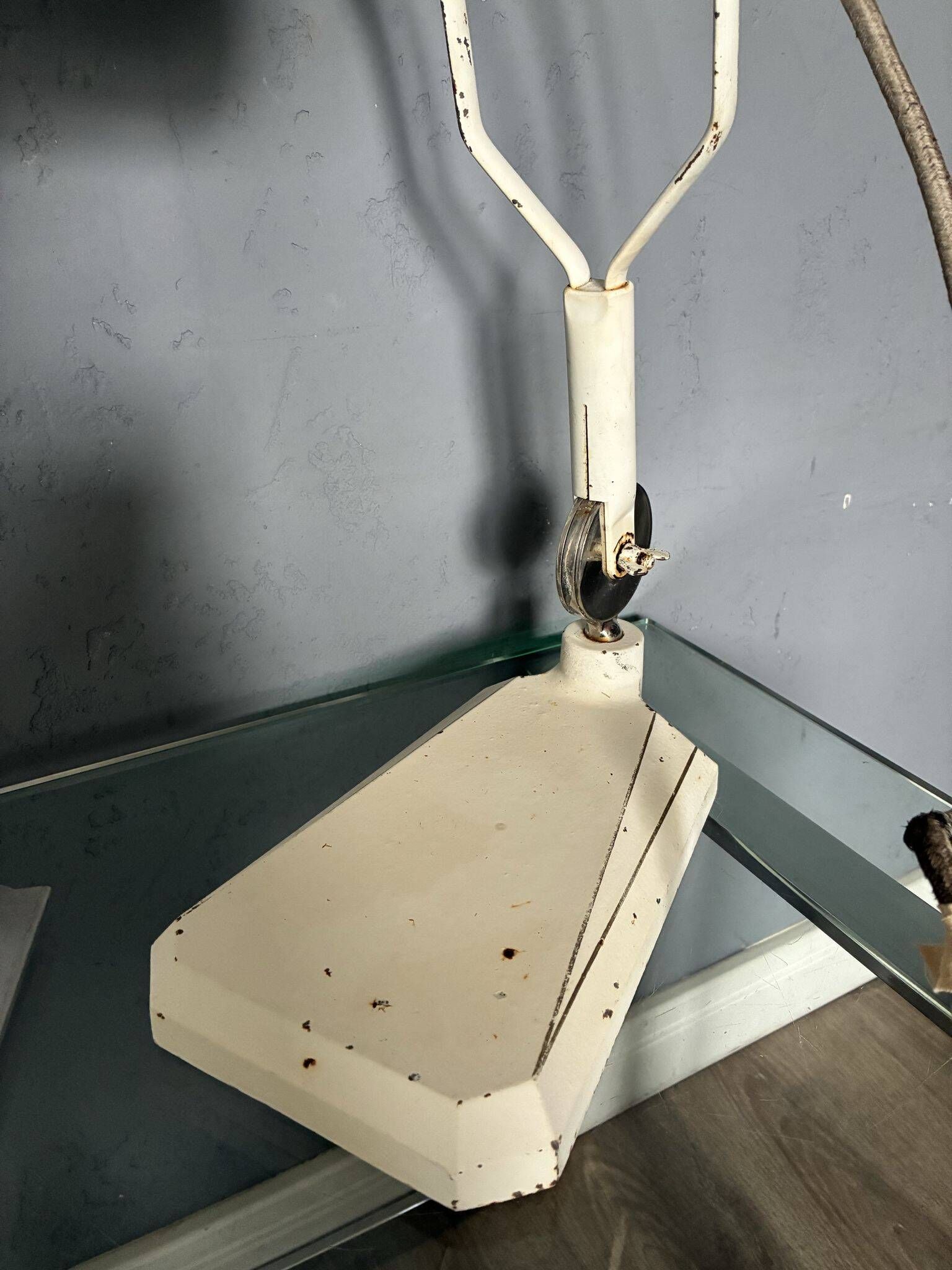 Hanau Sollux medical lamp, industrial design, 1940s