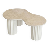 Table basse "poire" travertin et bois cannelé | chêne blanc | 3 pieds