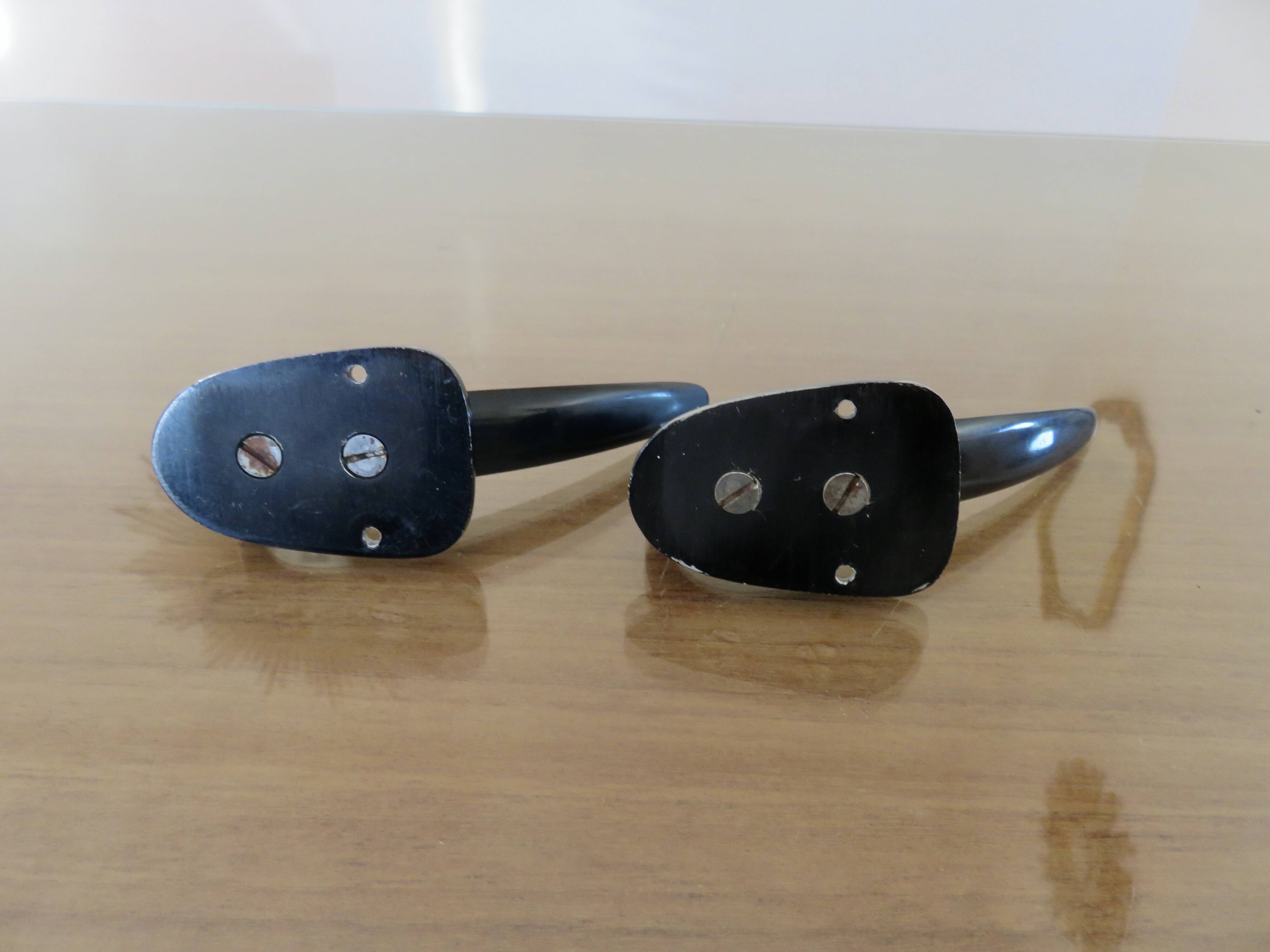 Paire de patères streamline, chistera, 1970