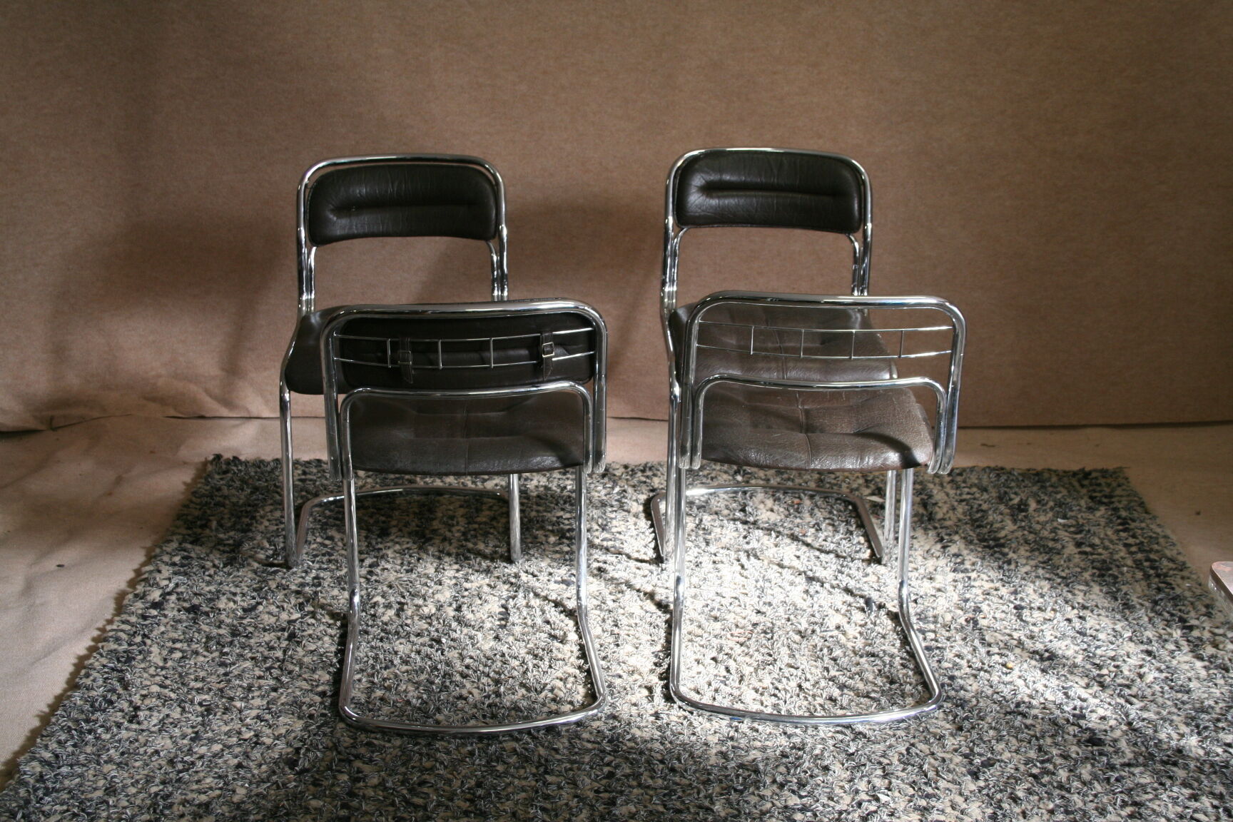Lot de 4 chaises vintage