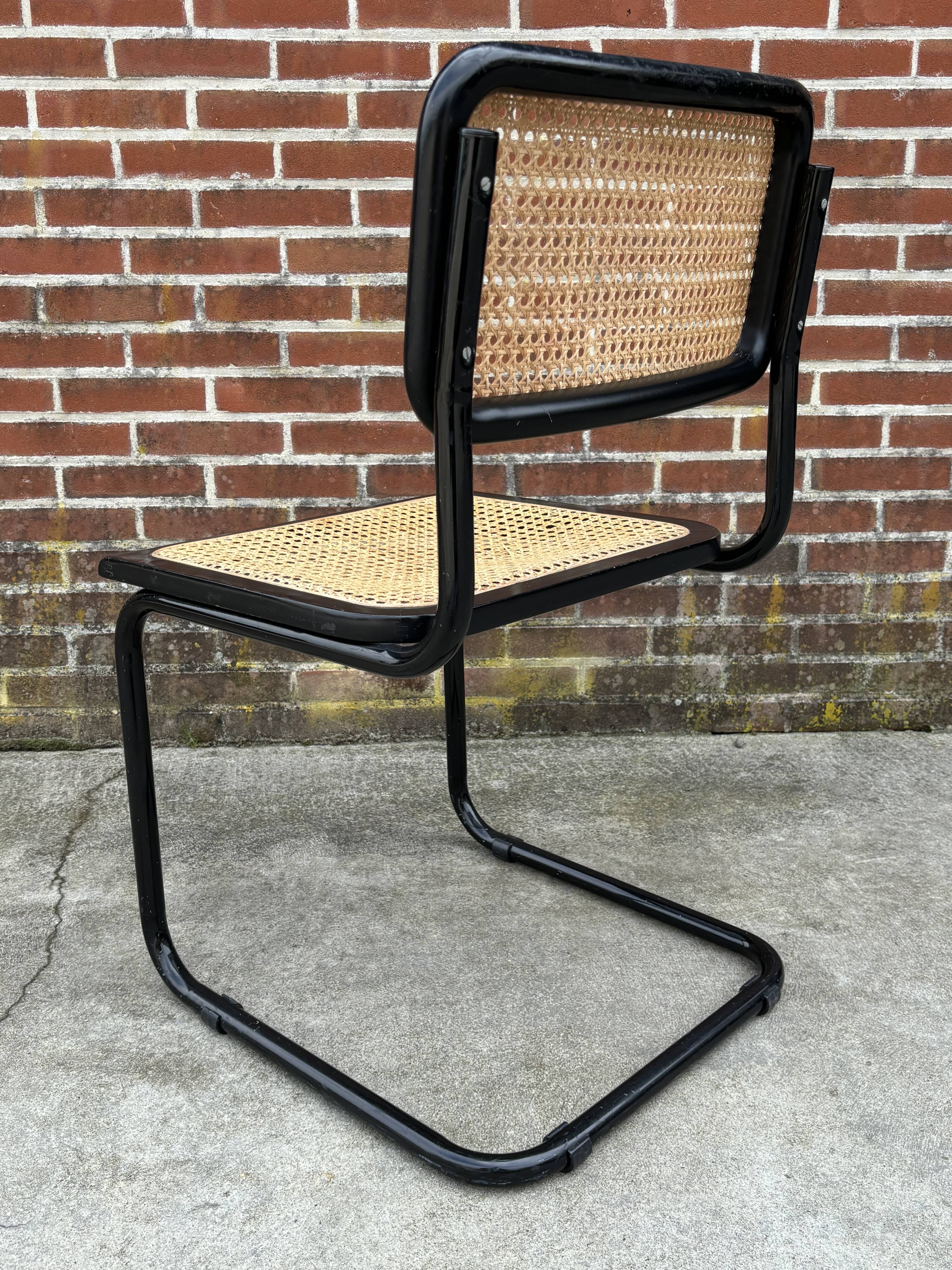 Vintage Cesca design chair b32 black model