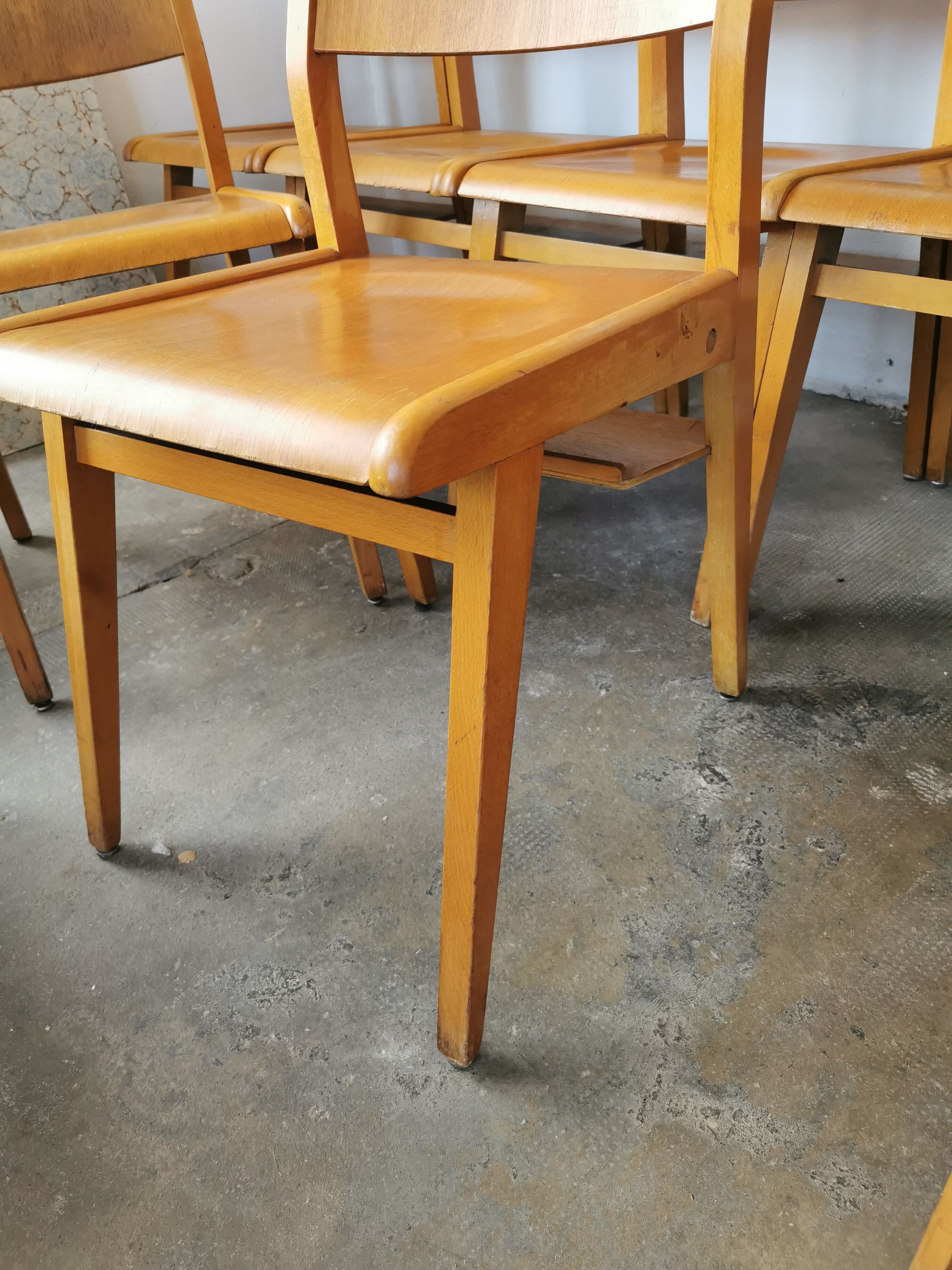 Set of 10 vintage theater chairs compass feet