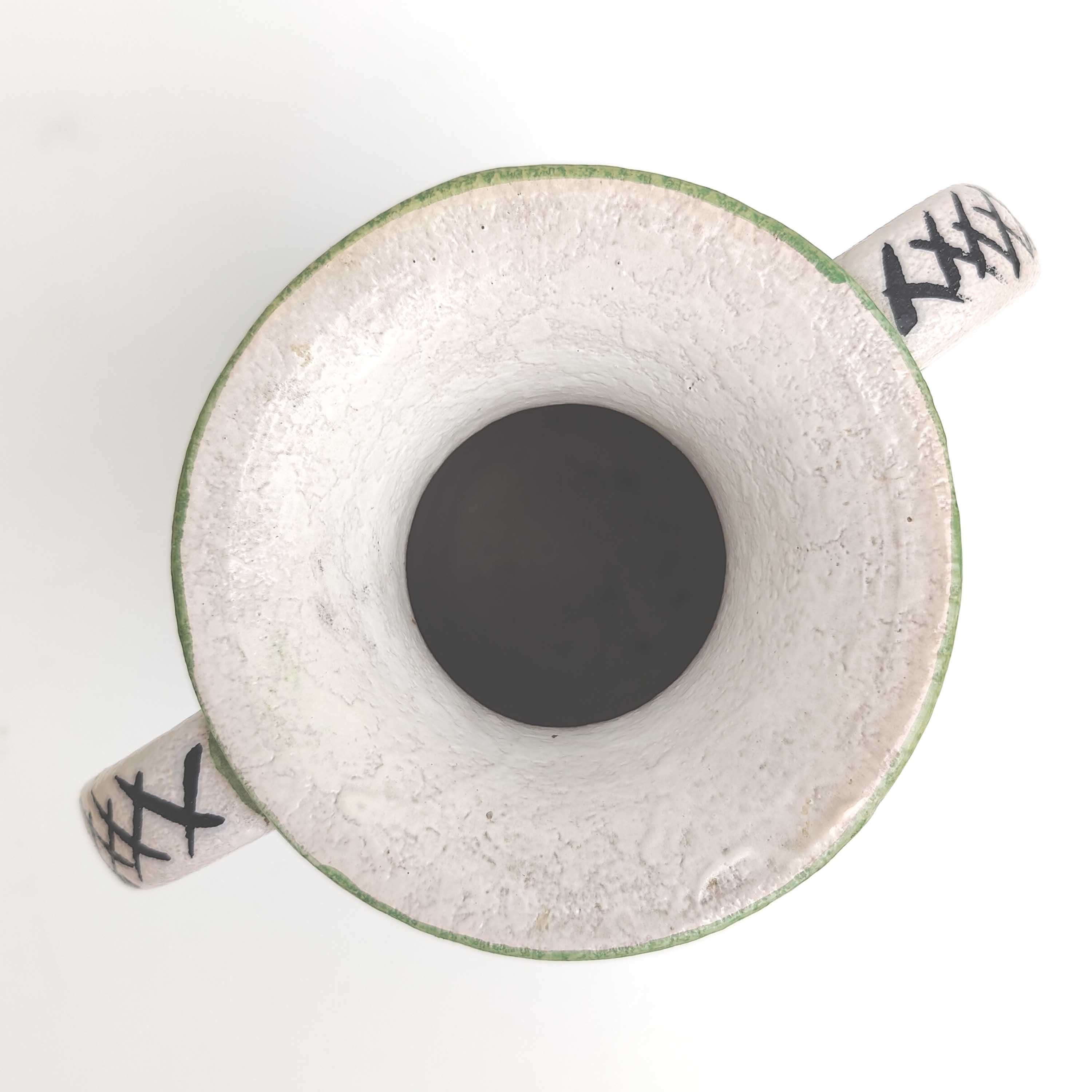 Ceramic vase floral decoration