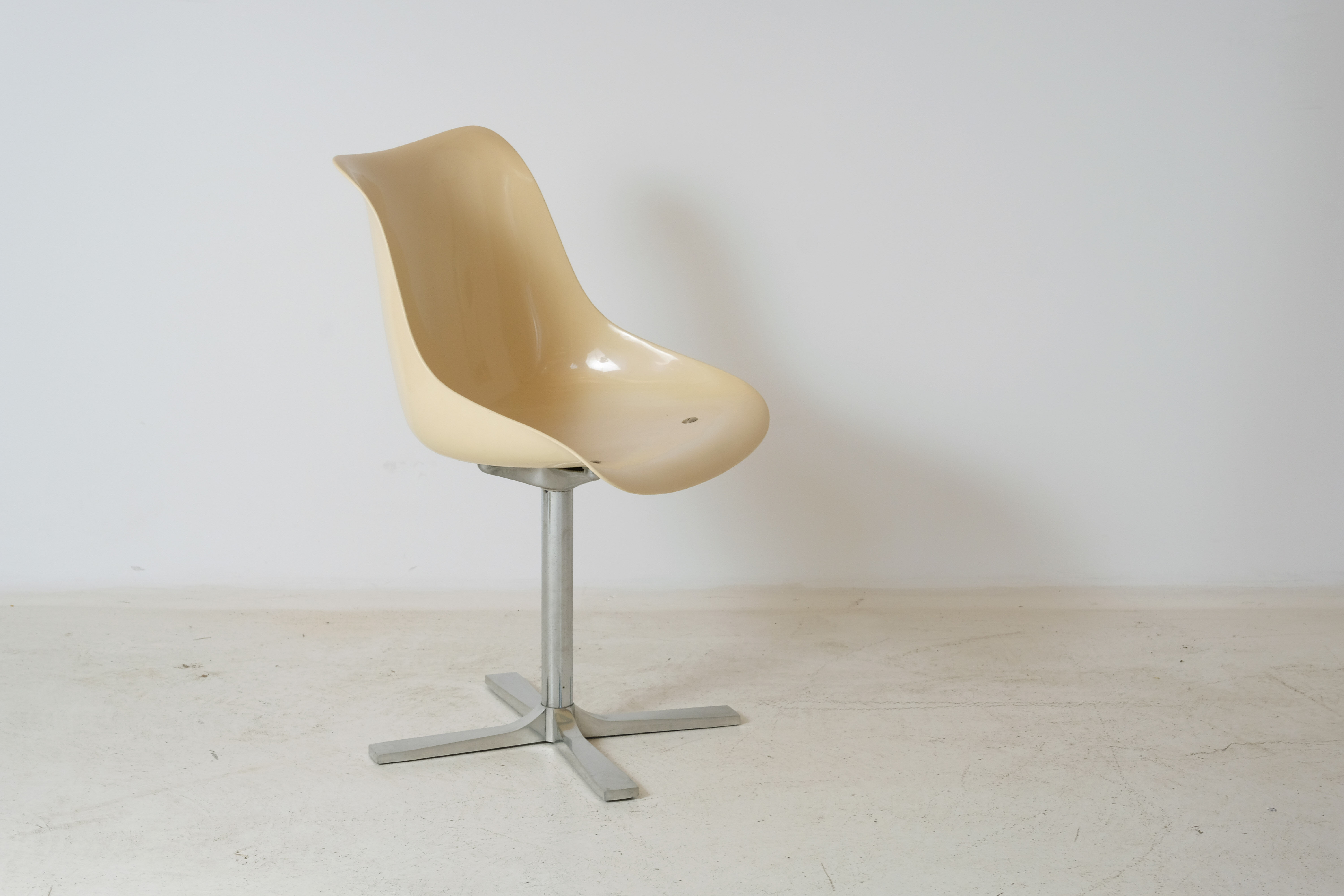Chaise pivotante Roche Bobois 1970