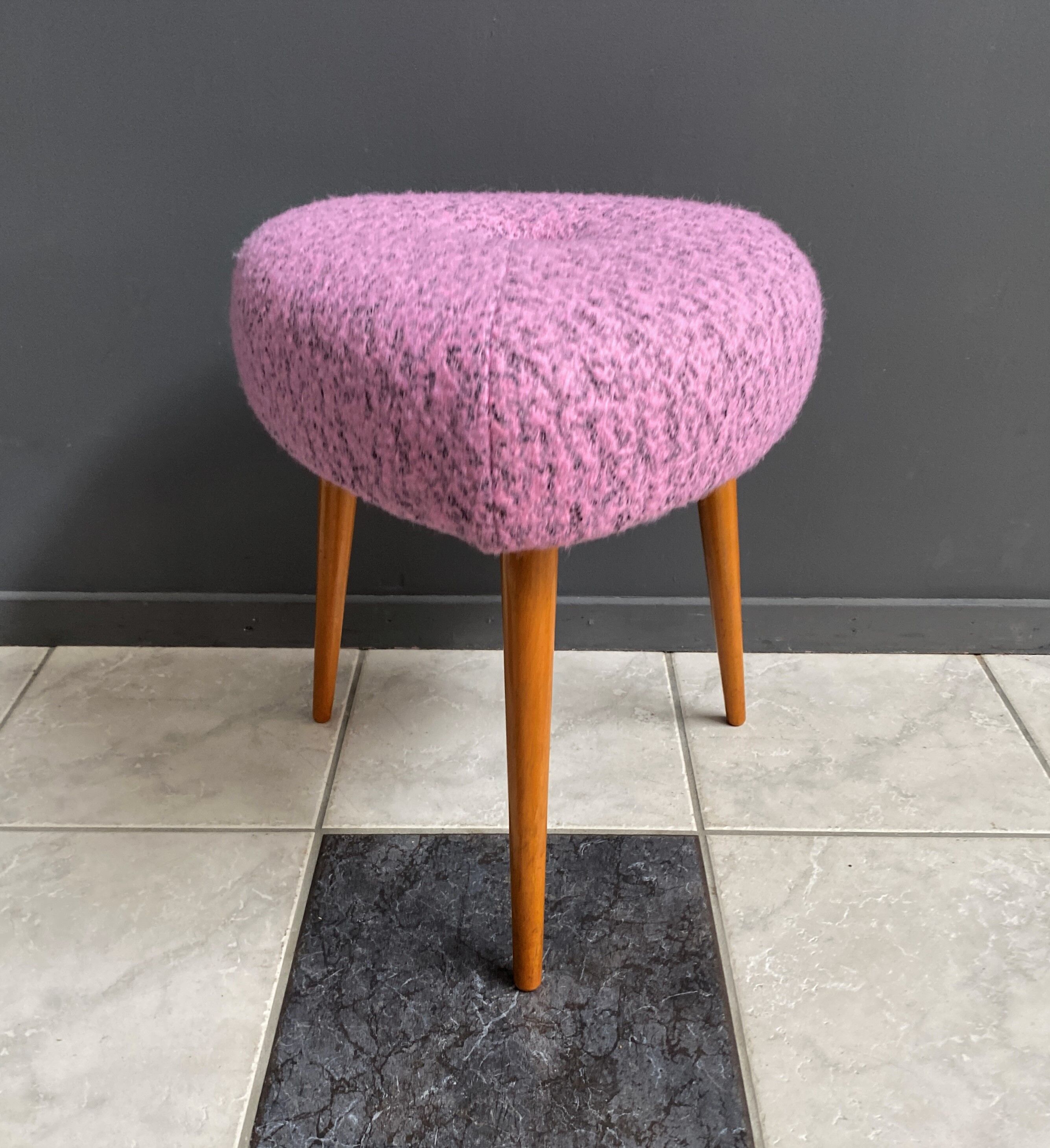 Pink foot stool triangle shape 1960s