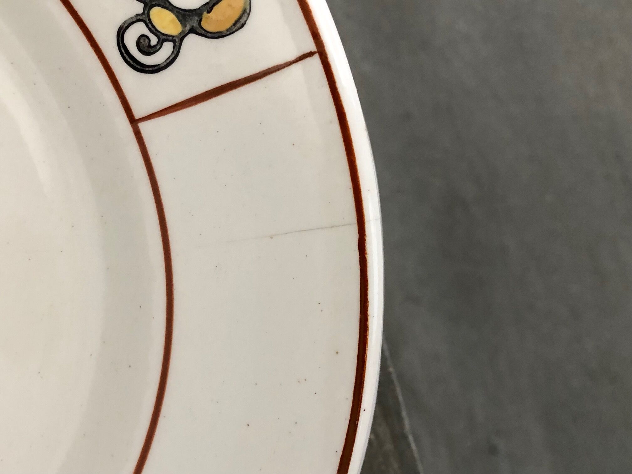5 Terre de Fer dessert plates Salins Charbonnier