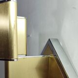 Lámpara de pared metálica. Italia, 1970s.