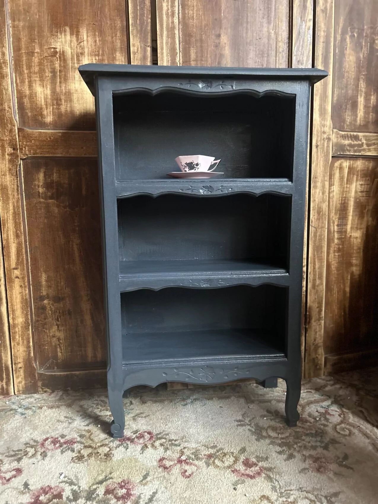 Antique mini oak bookcase – small 19th-century library with slate patina, a lovely rarity.
