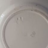 2 mismatched plates Creil-Montereau, Saint Amand