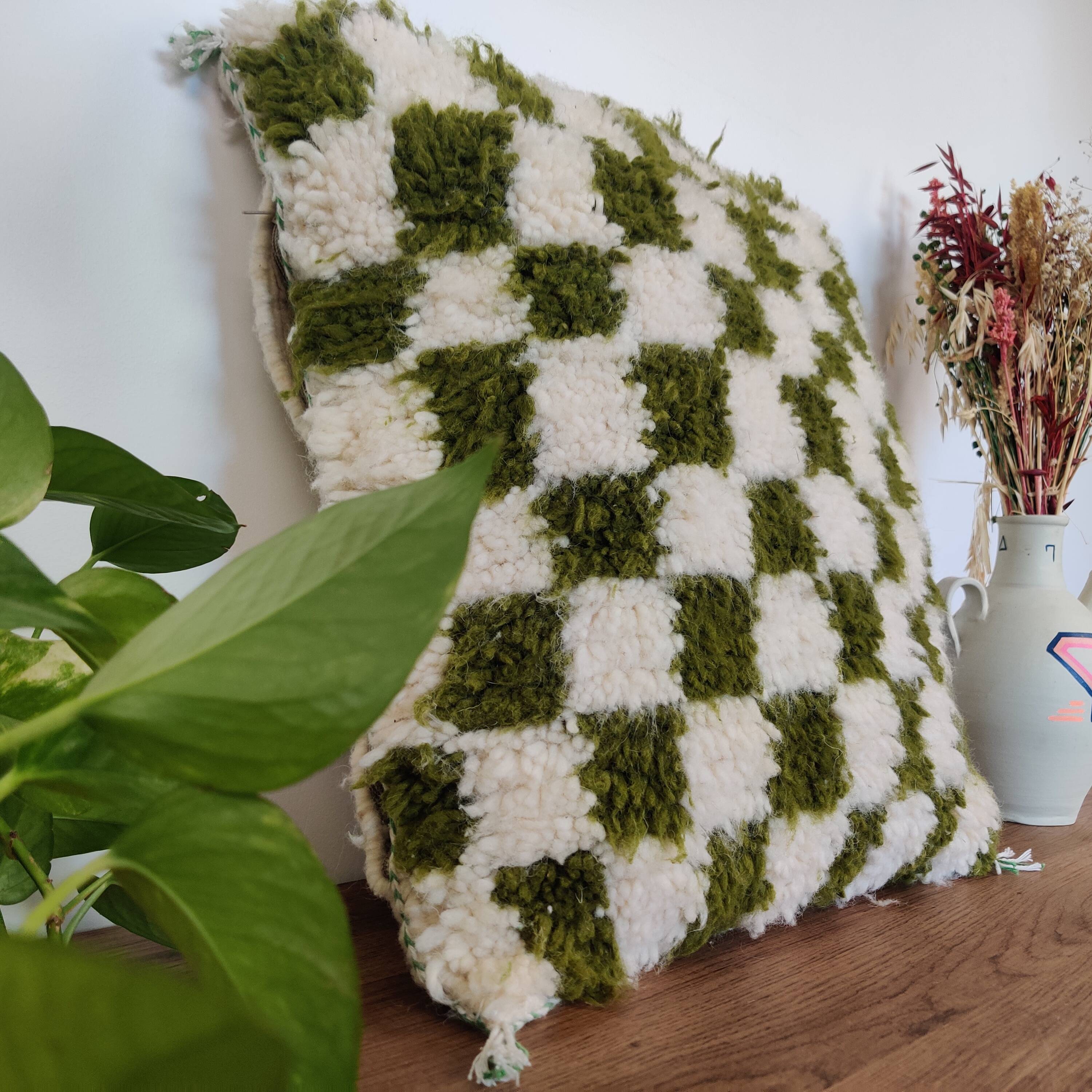 Berber cushion Green checkerboard Béni Ouarain