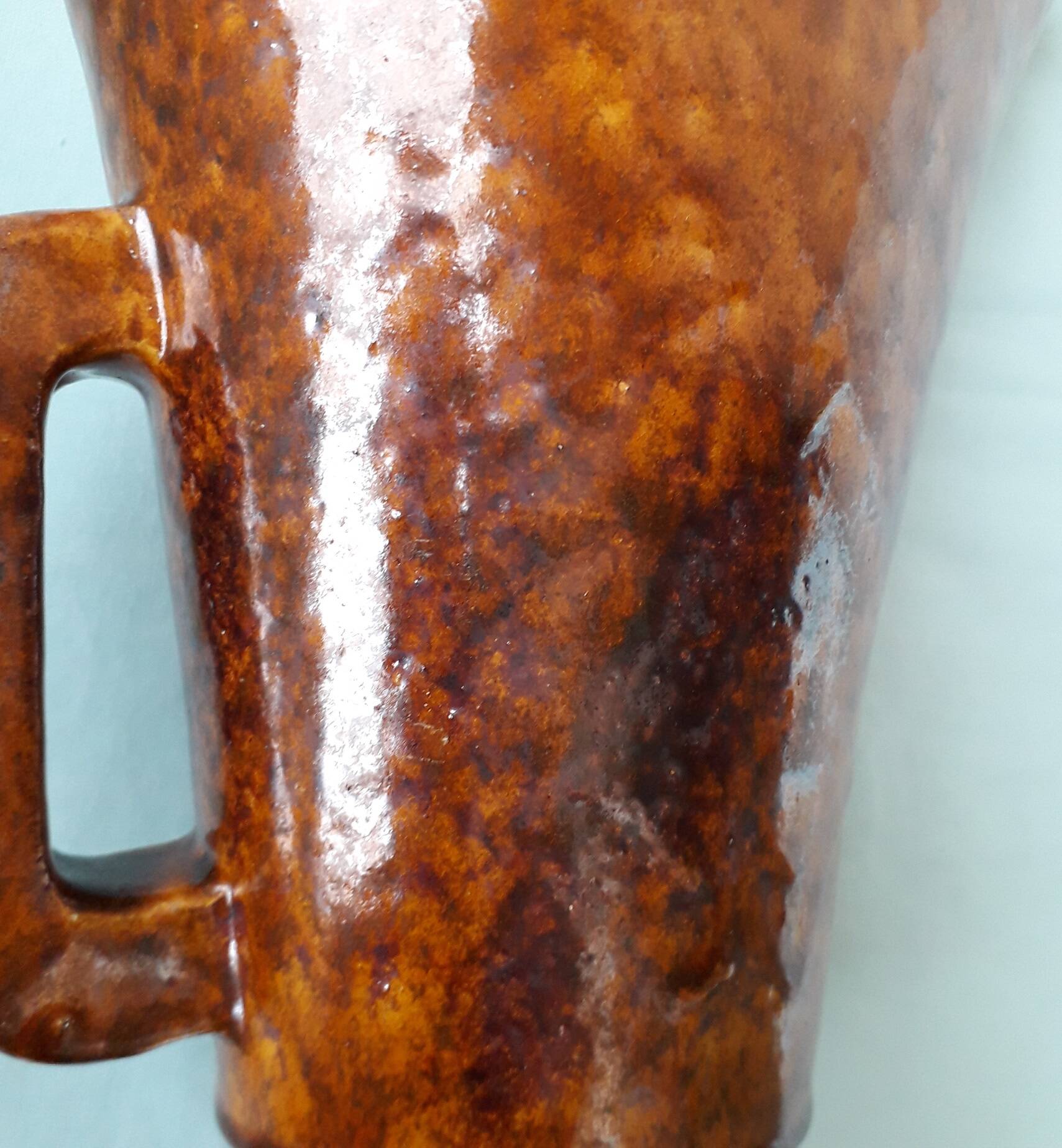 Terracotta jug Biot
