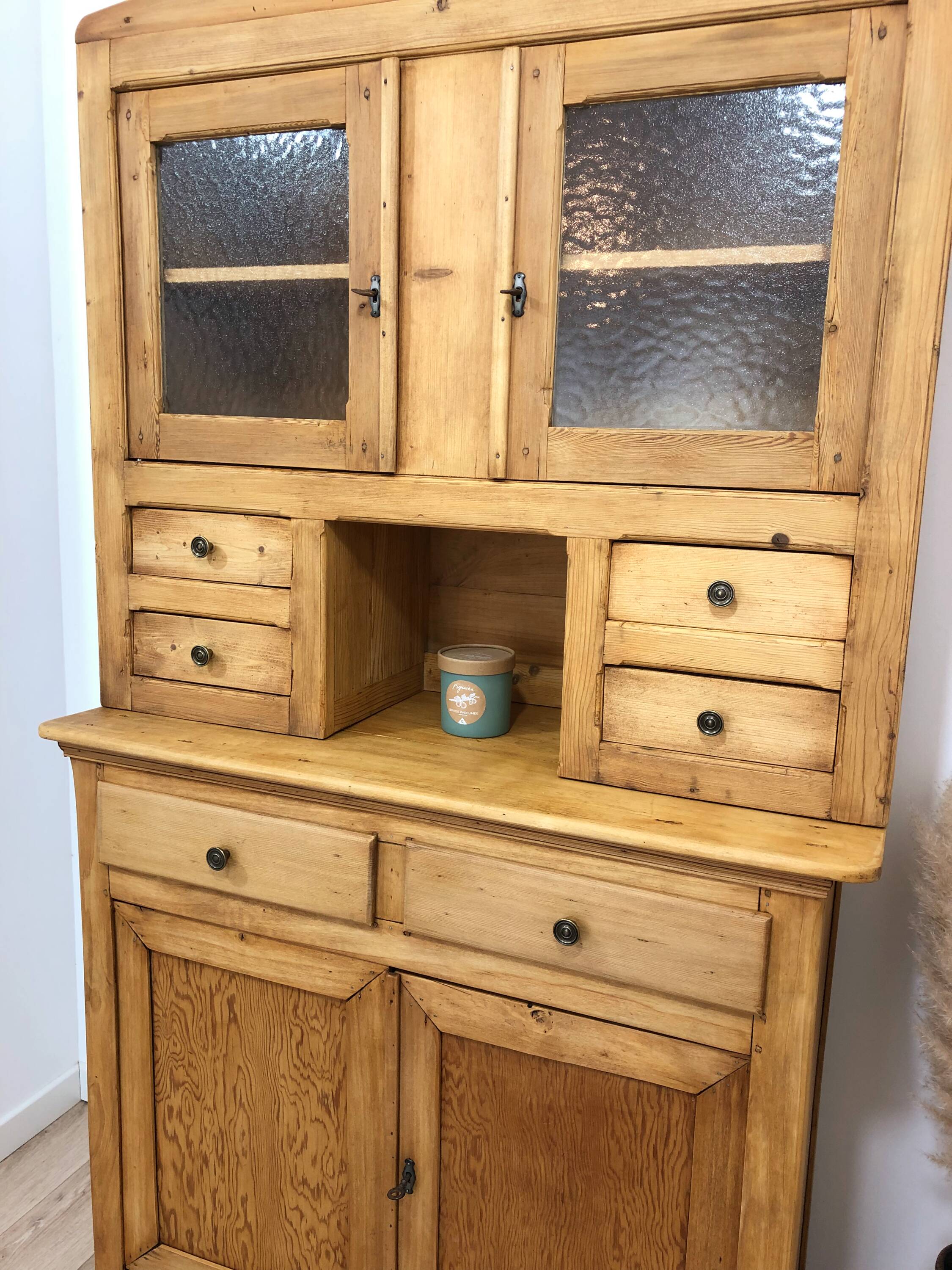 Solid pine country dresser from the 1950s