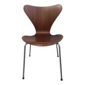 Fritzhansen chair