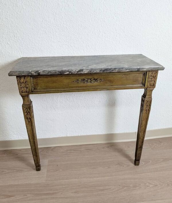 Console en bois laqué à dessus de marbre de style Louis XVI .travail ancien