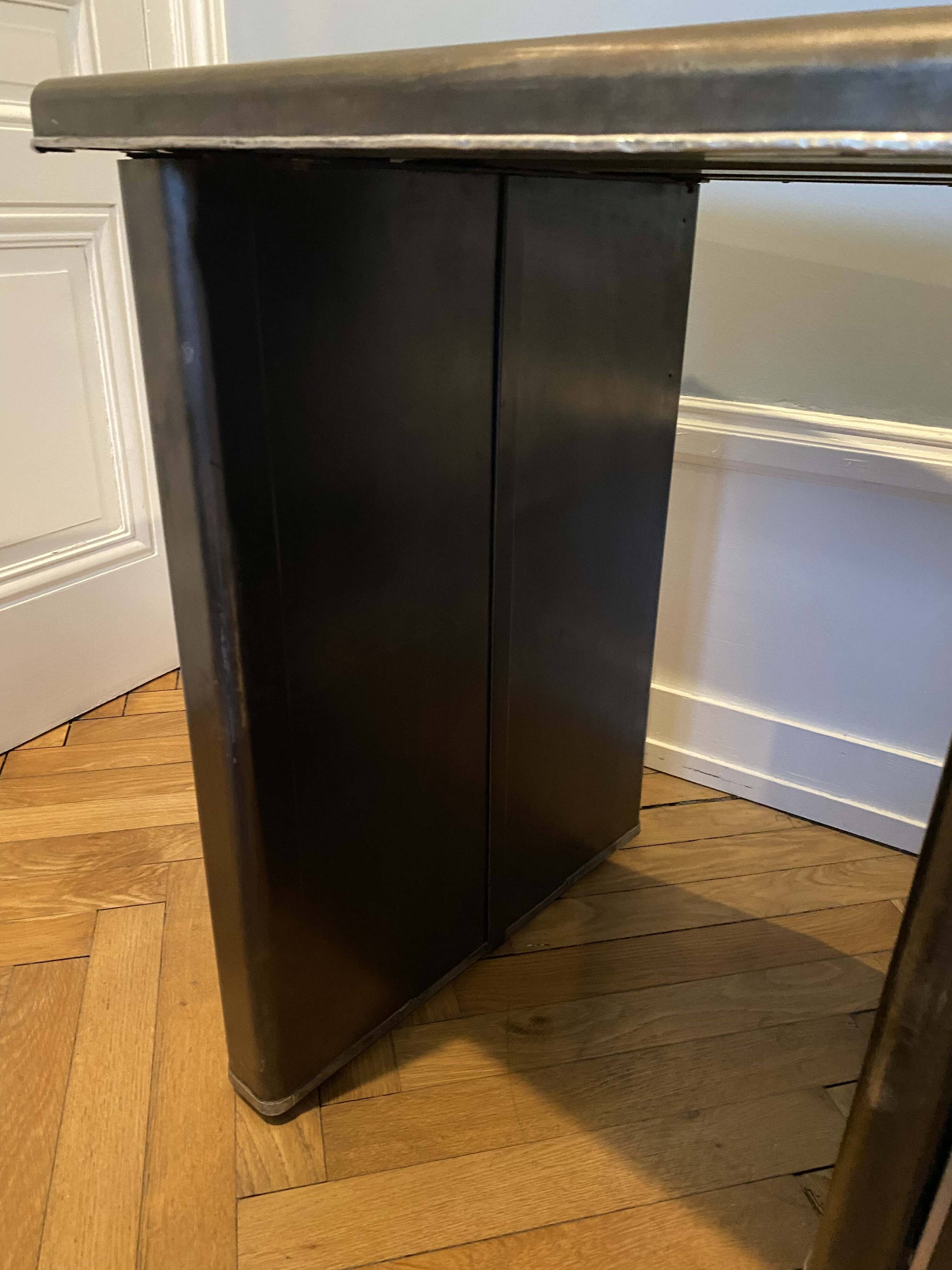 metal desk industrial style