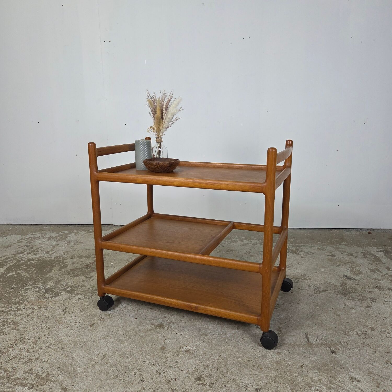 Henning Korch, Silkeborg vintage Danish teak serving trolley