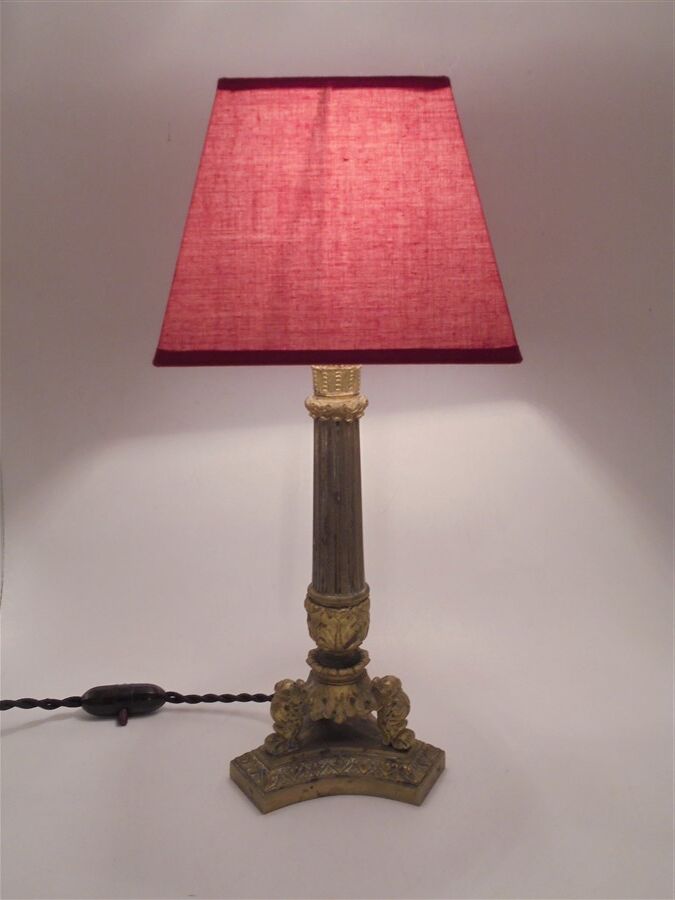 Empire style lamp