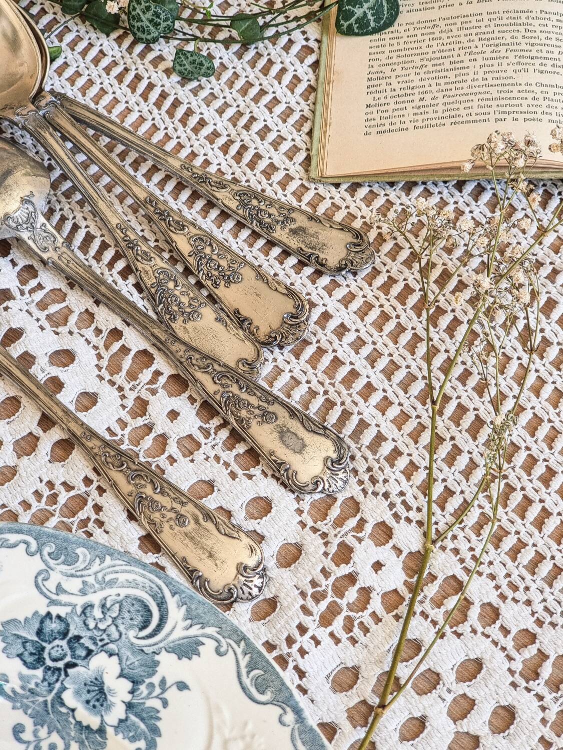 6 silver-plated metal soup spoons, 12g, art nouveau