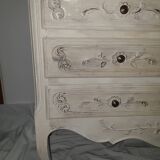 Chest of drawers restyled shabby chic style