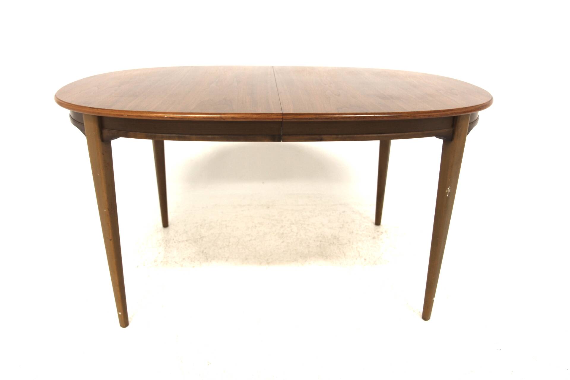 Table extensible en noyer par Möbelfabriken Balder, Suède, 1960