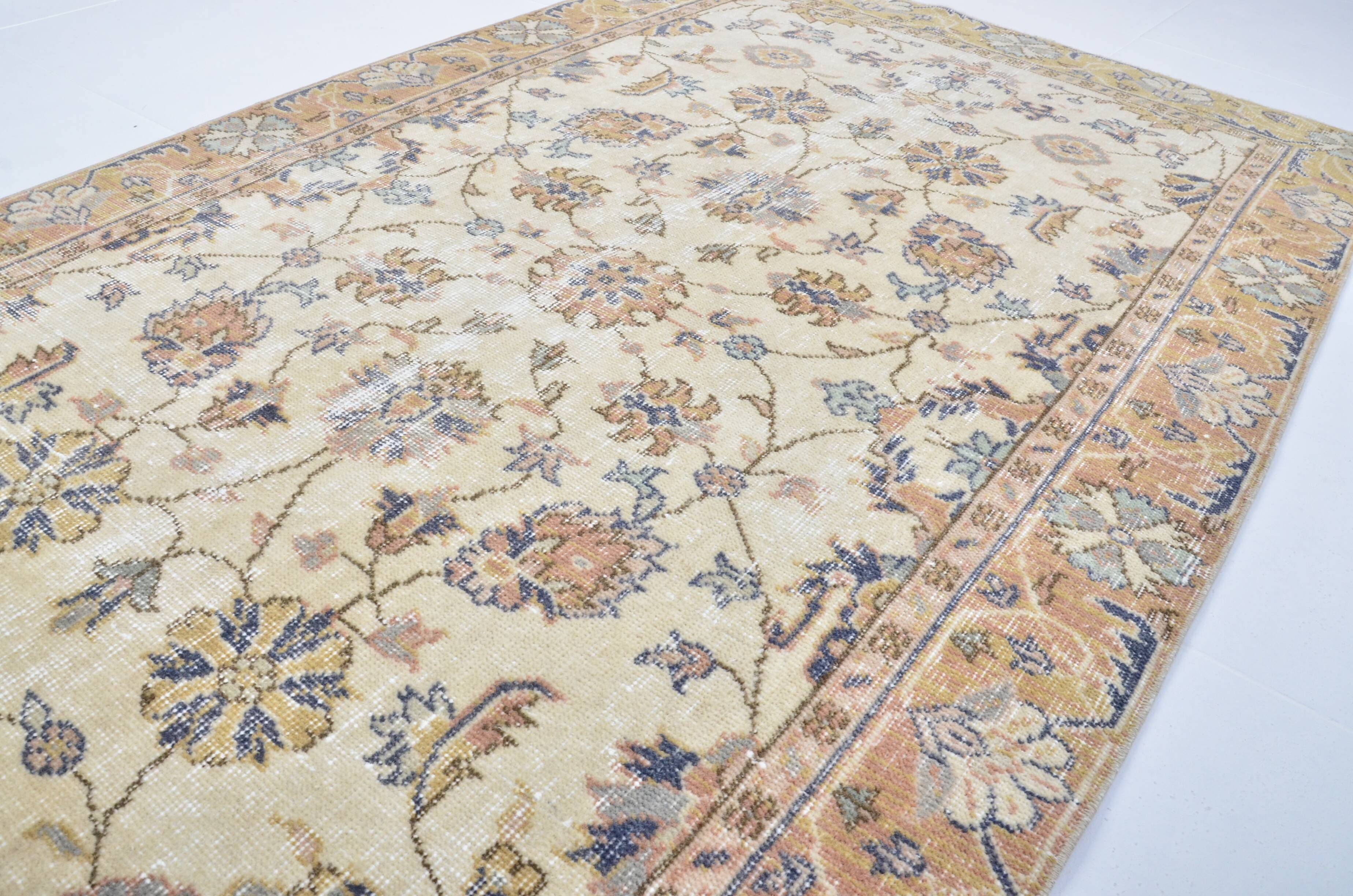 Flower Design Oushak Area Carpet sku 3347