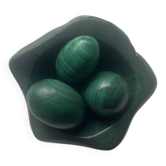 Ashtray / pocket tray in natural malachite, with its three eggs.